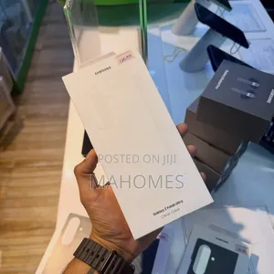 Samsung Galaxy Z Fold8 Ultra Silicone
Magnet Case