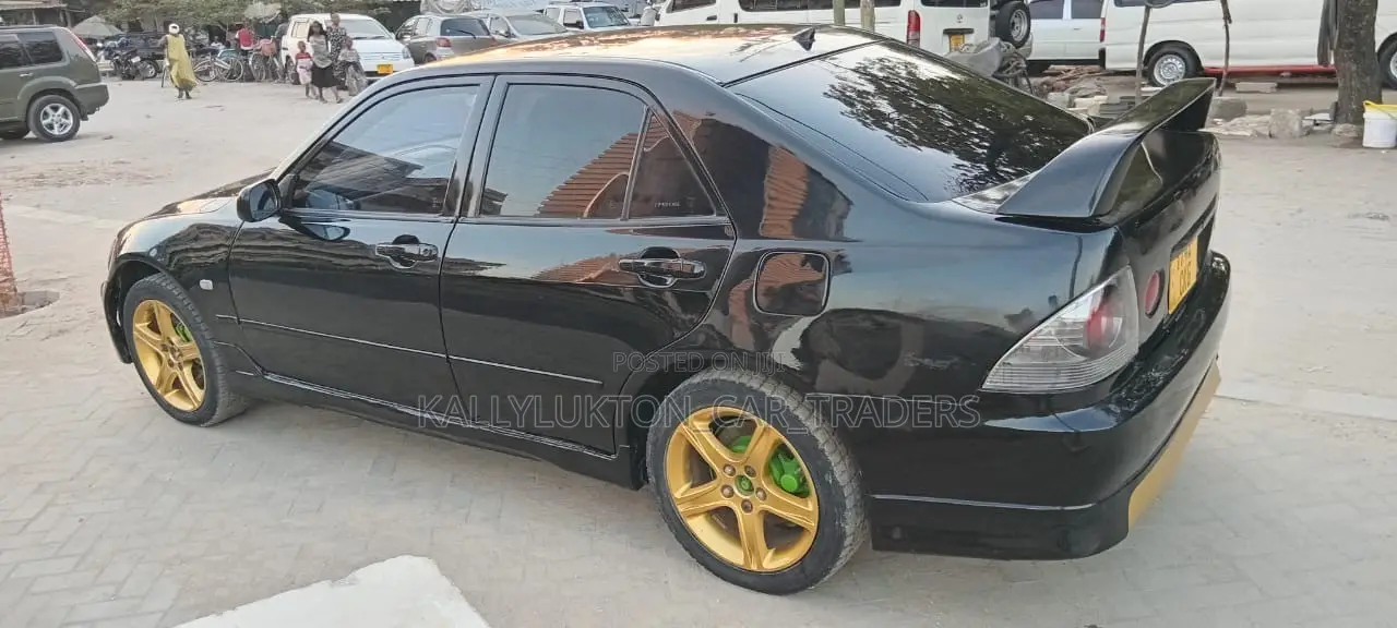 Toyota Altezza 2002 Black
