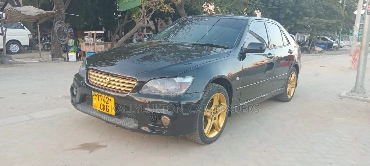 Toyota Altezza 2002 Black