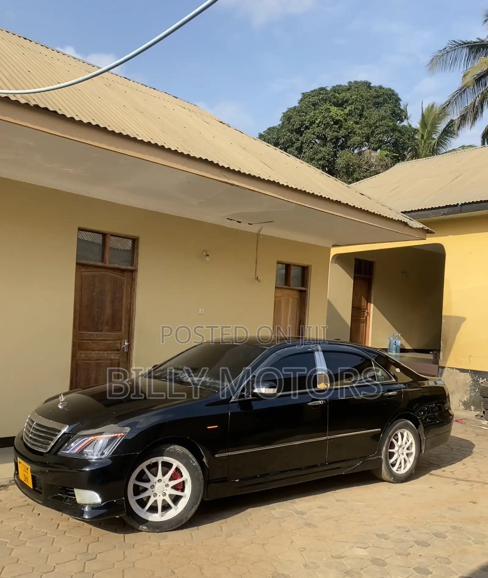 Toyota Crown Royale 2005 Black
