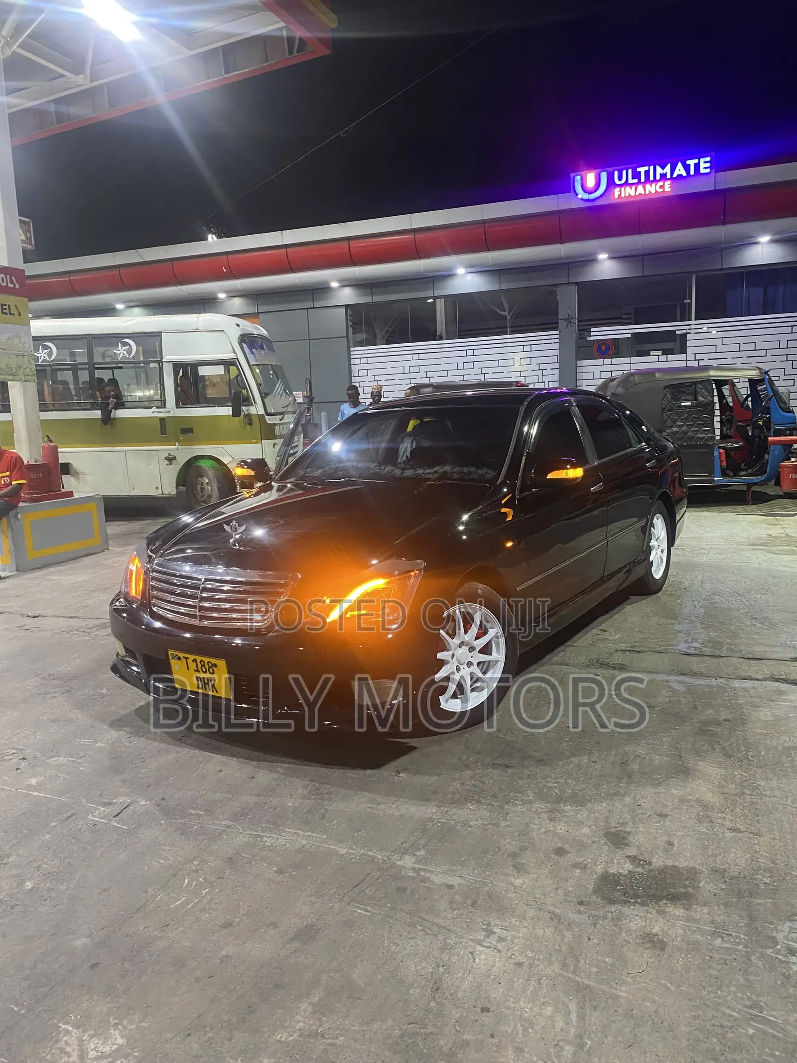 Toyota Crown Royale 2005 Black