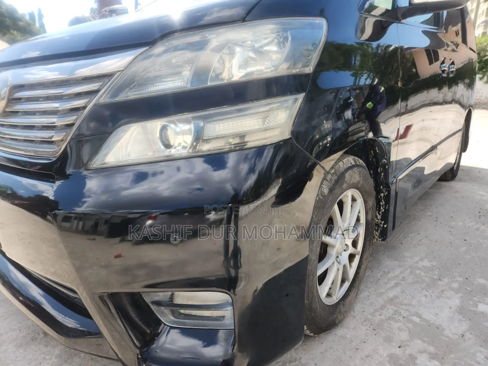 Toyota Vellfire V 2.4 FWD 7-Seater 2011 Black