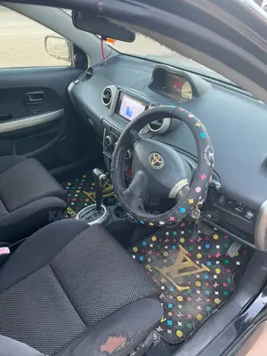Toyota IST 2005 Black