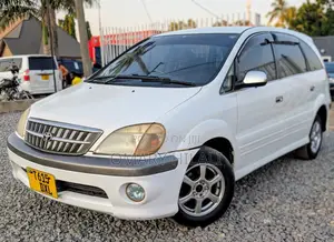 Toyota Nadia 2002 White