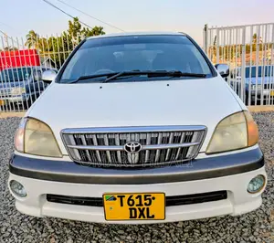 Toyota Nadia 2002 White