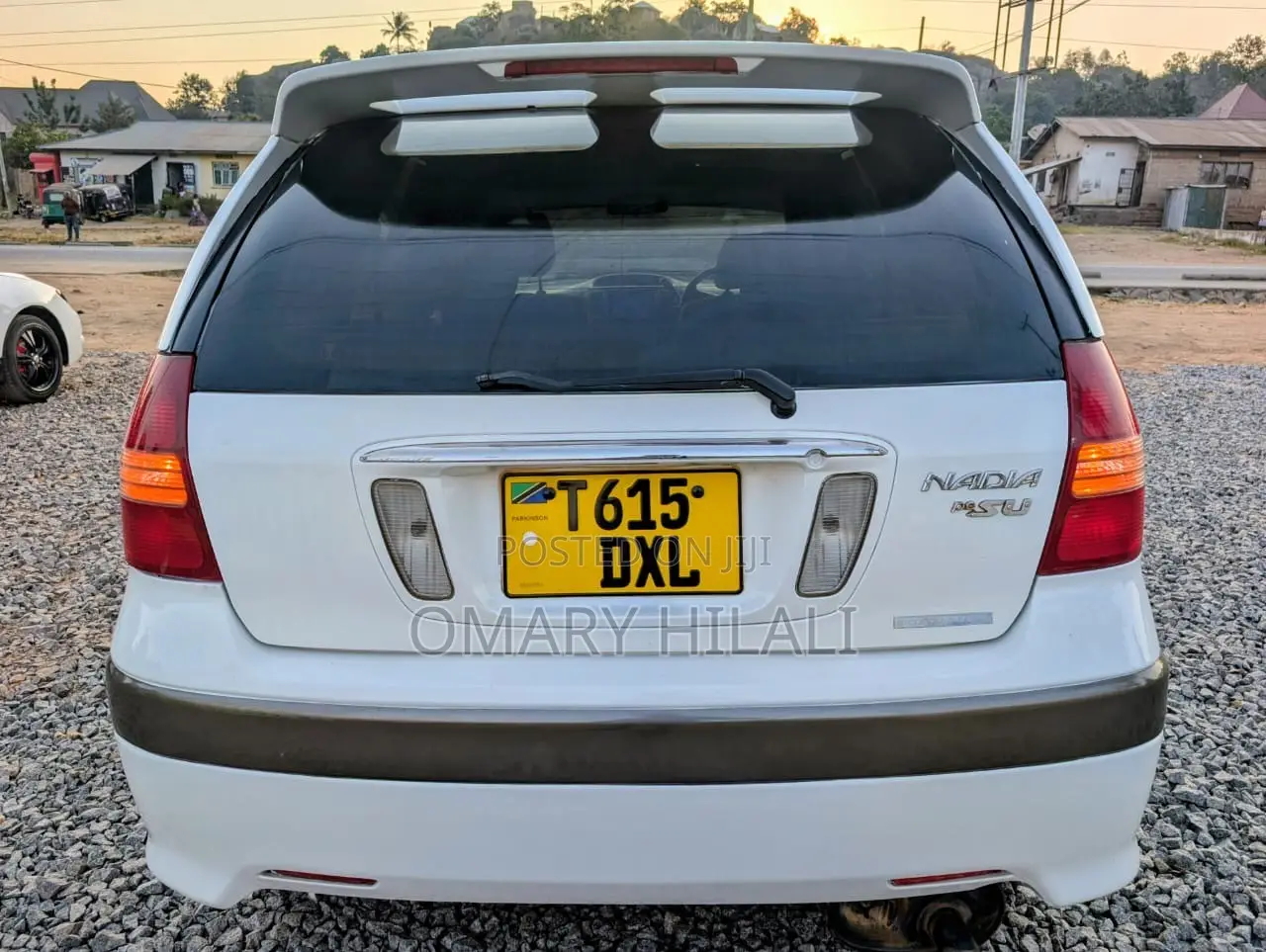 Toyota Nadia 2002 White