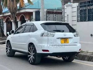 Toyota Harrier 2007 White