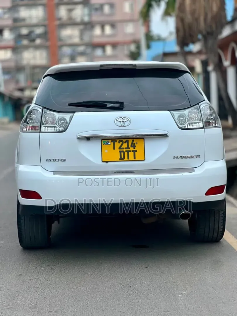 Toyota Harrier 2007 White