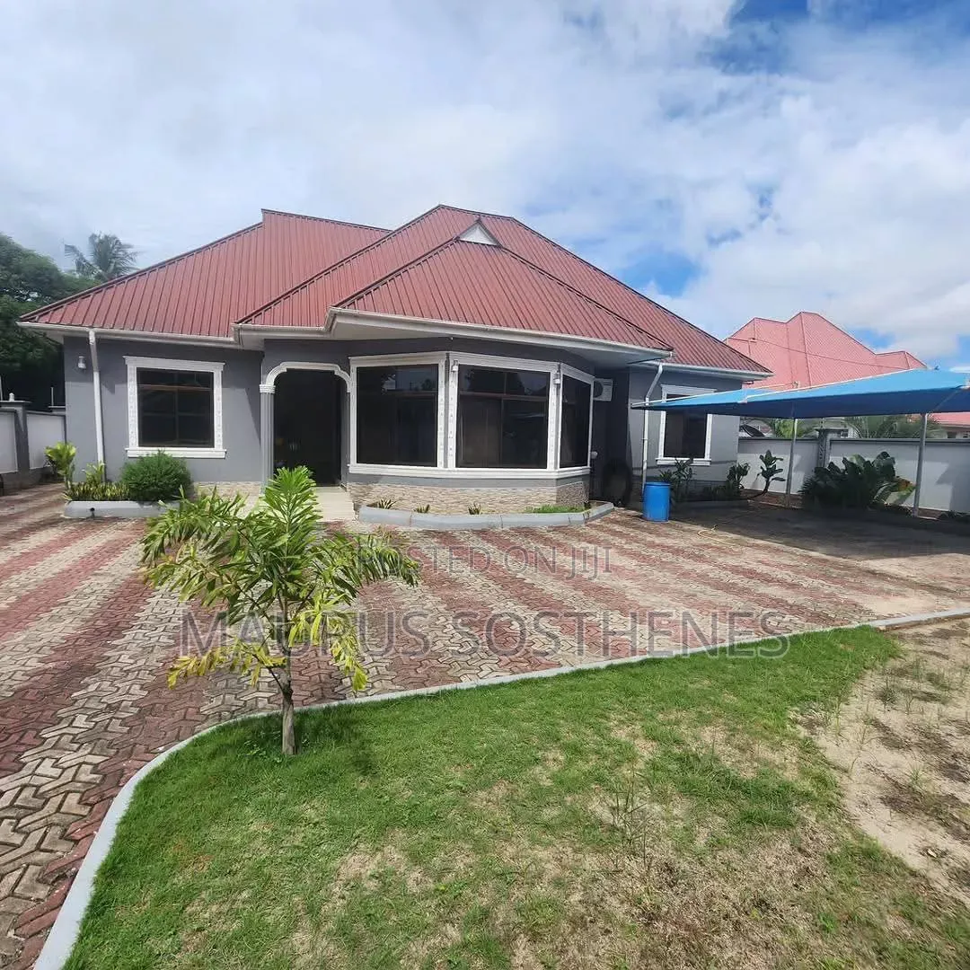 3bdrm House in Magole, Kitunda for sale