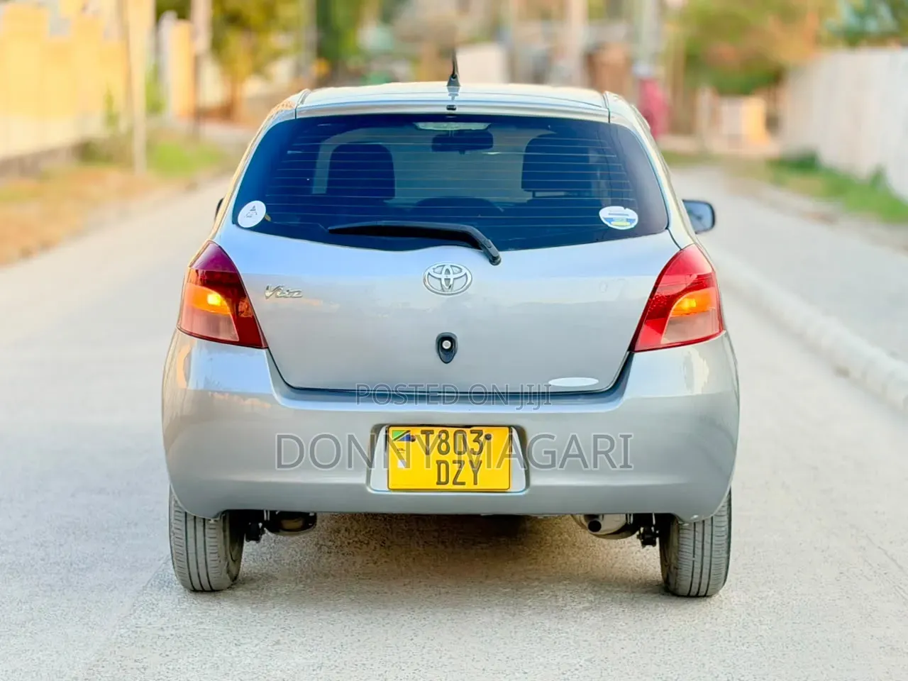 Toyota Vitz 2007 Gray