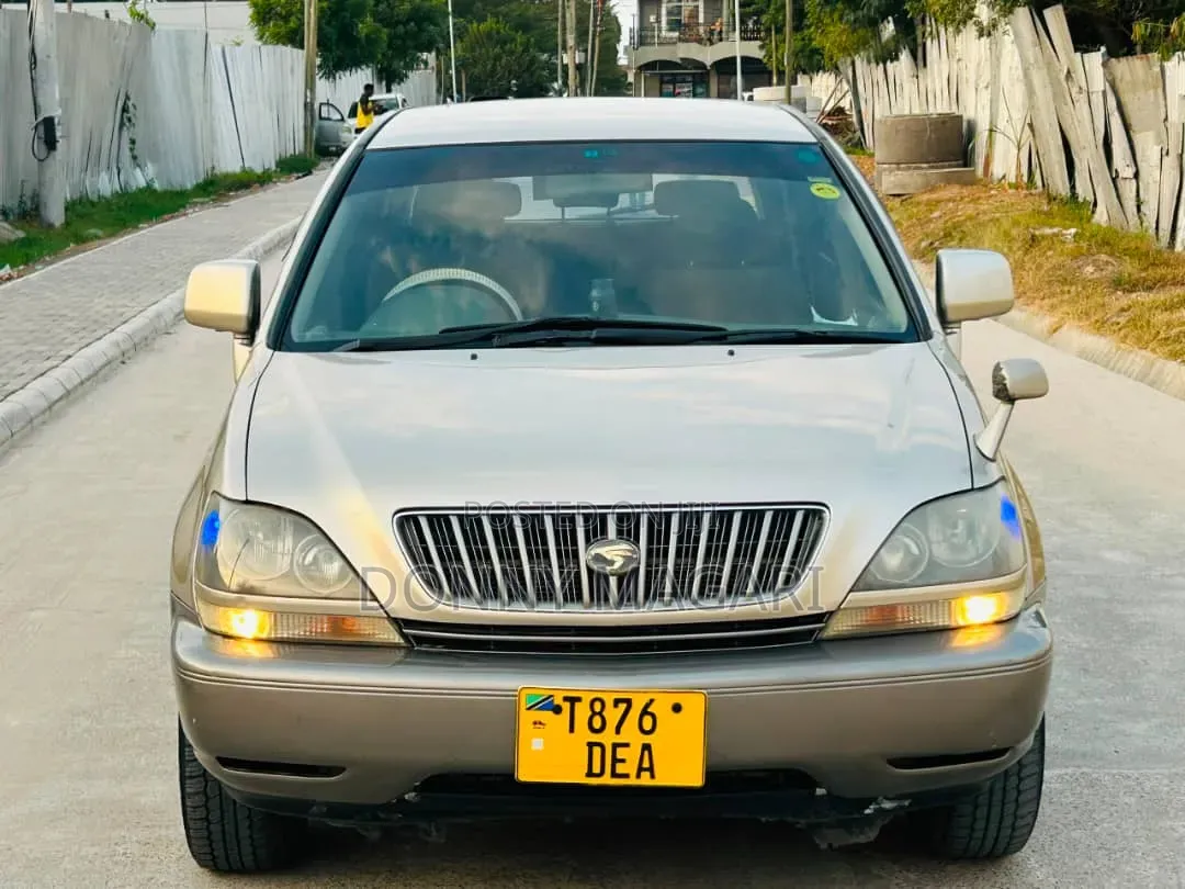 Toyota Harrier 2003 Silver
