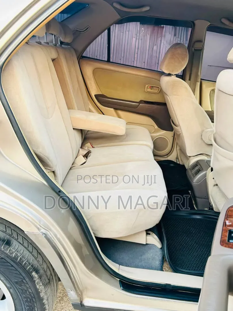 Toyota Harrier 2003 Silver