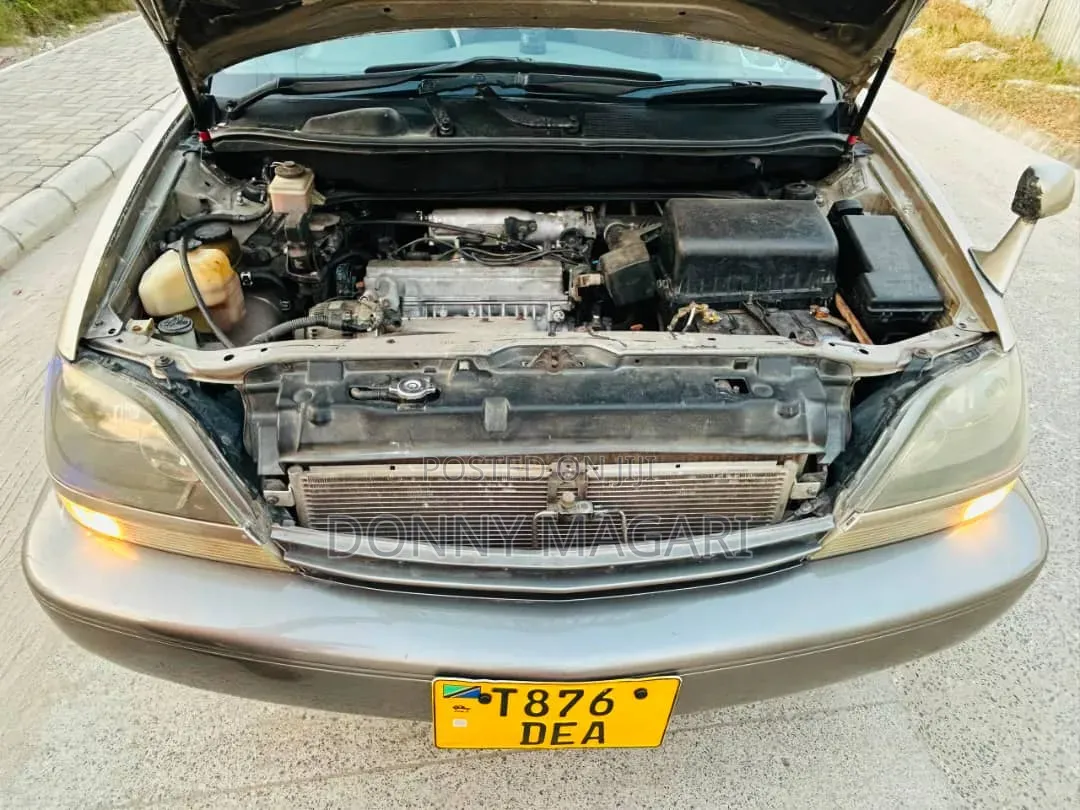 Toyota Harrier 2003 Silver
