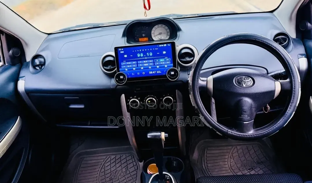 Toyota IST 2003 Black