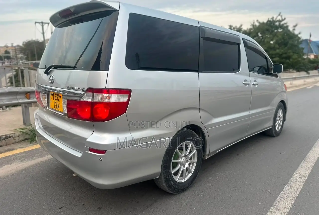 Toyota Alphard 2.4 Petrol FWD 2005 Silver