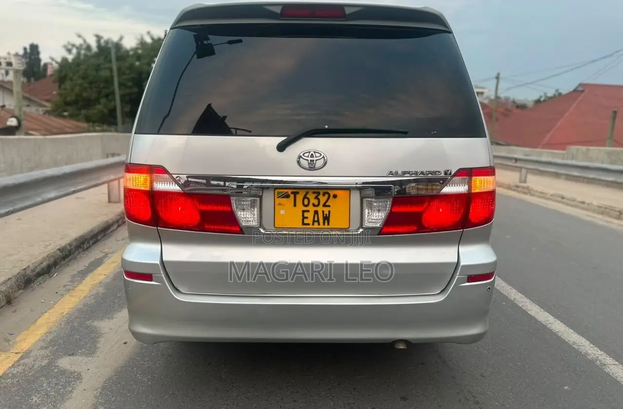 Toyota Alphard 2.4 Petrol FWD 2005 Silver