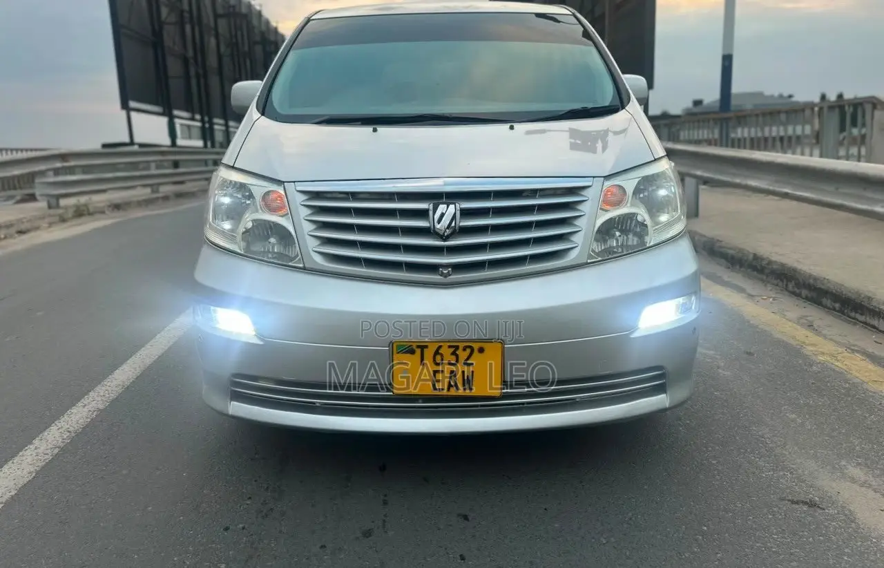 Toyota Alphard 2.4 Petrol FWD 2005 Silver