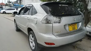 Toyota Harrier 2006 Silver