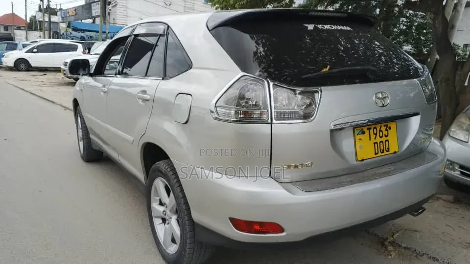 Toyota Harrier 2006 Silver