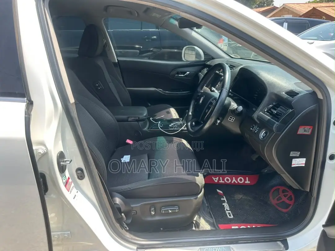 Toyota Crown 2009 Pearl
