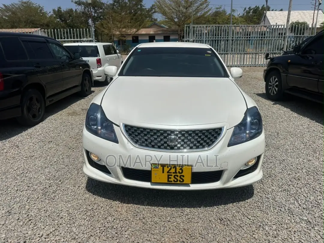 Toyota Crown 2009 Pearl