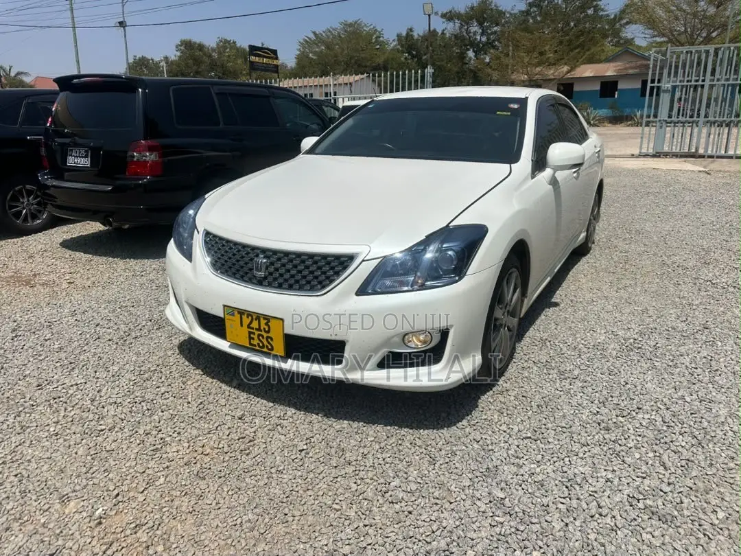 Toyota Crown 2009 Pearl