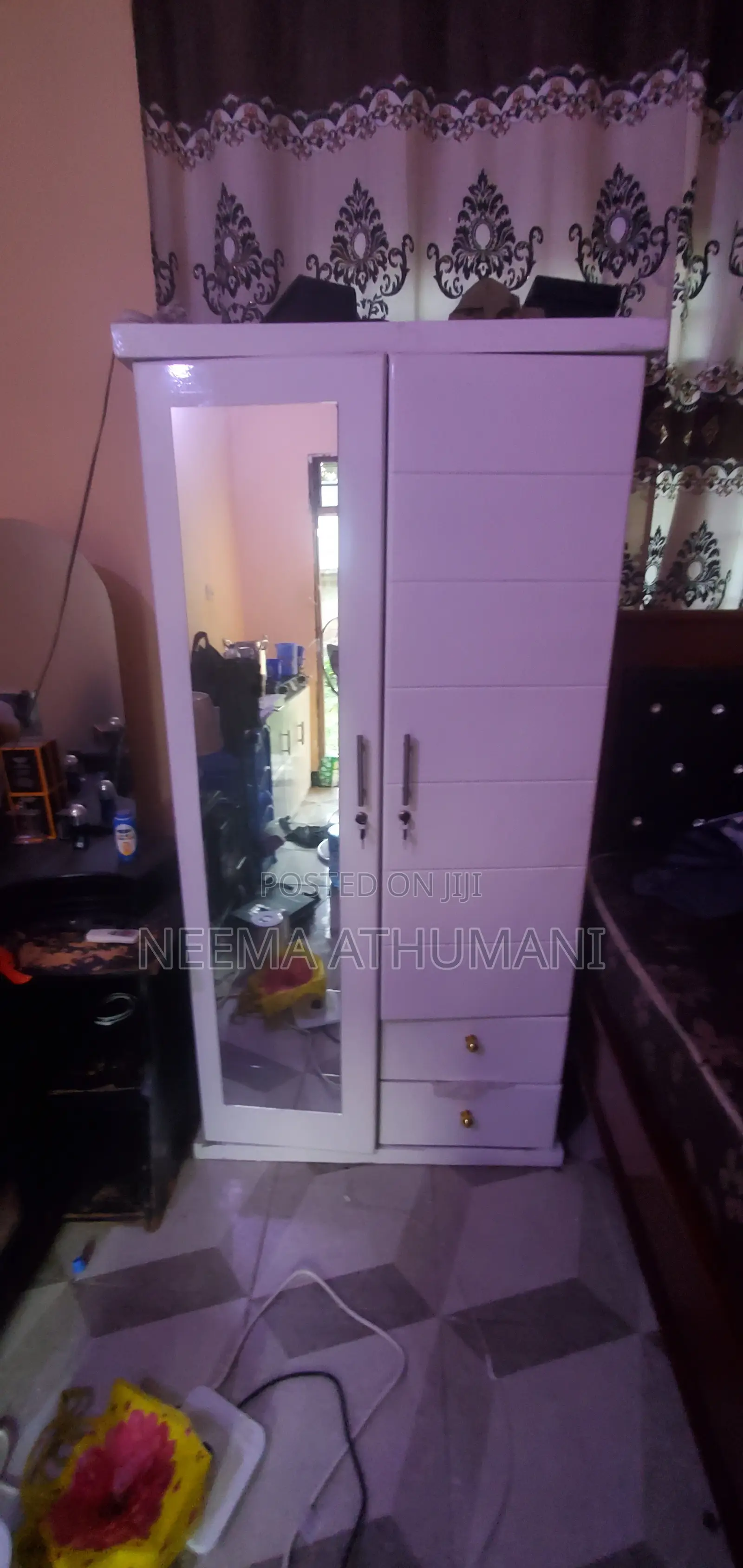 Kitanda 5/6, Mbao Original ,Kabati Milango Miwili Na Lina Kioo Full
