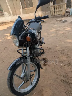 Bajaj Boxer 125 2025 Black