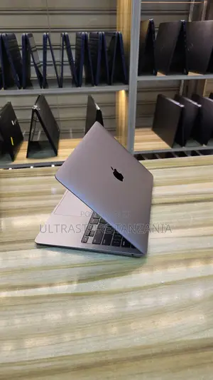 New Laptop Apple MacBook Air 2020 M1 8GB Apple M1 SSD 256GB