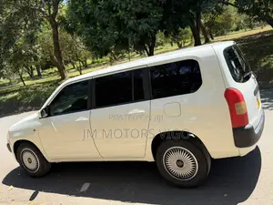 Toyota Probox 2005 White