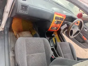 Toyota Carina 1999 White
