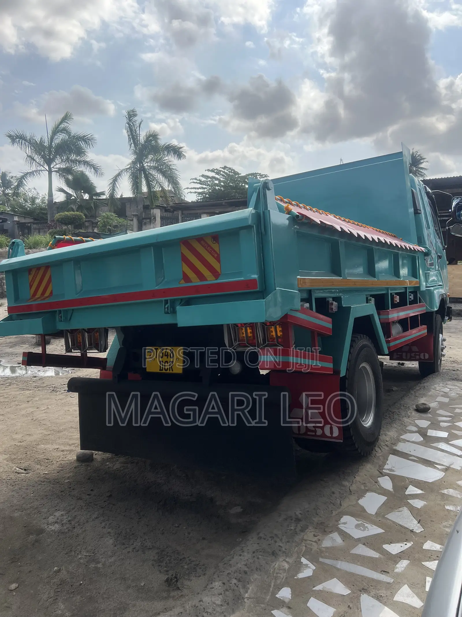 Mitsubishi Fuso Tipper