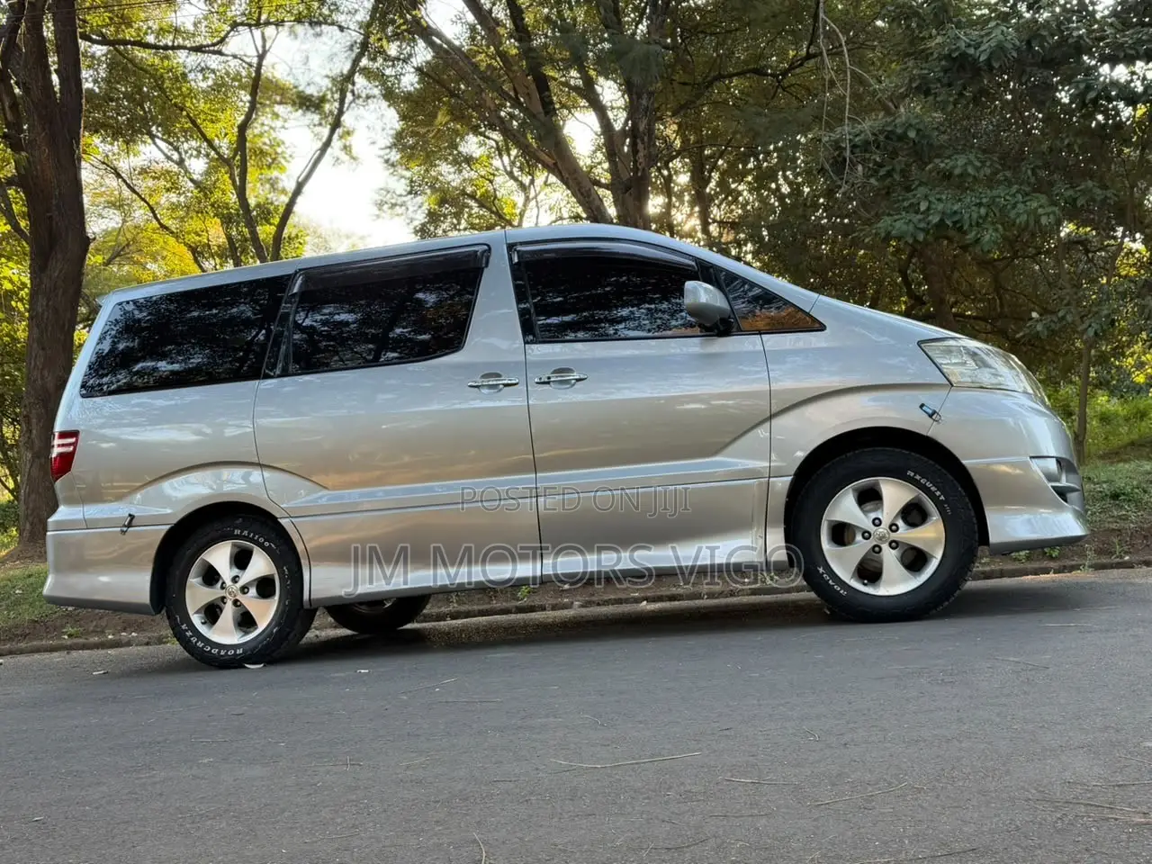 Toyota Alphard 2006 Silver