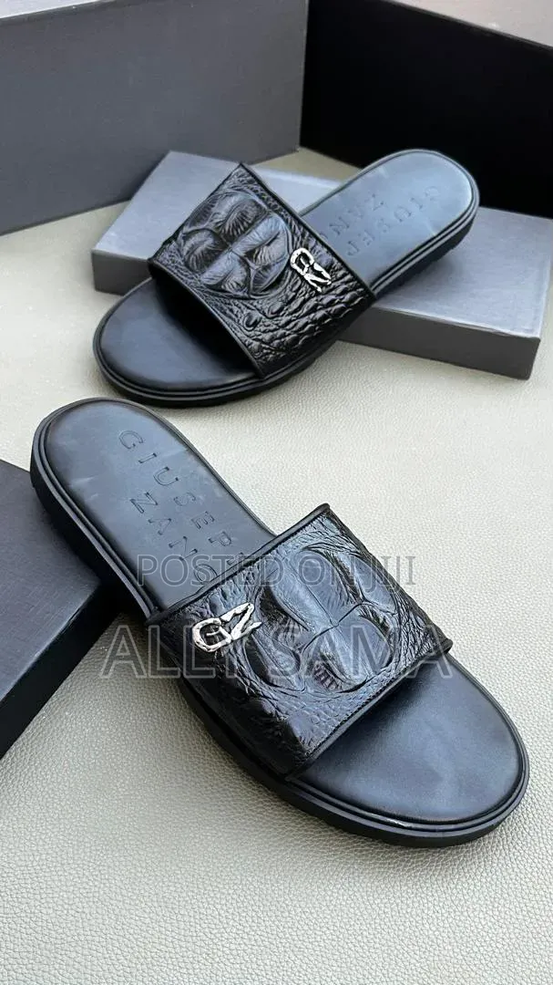 New Sandals Material Pure Leather Good Price