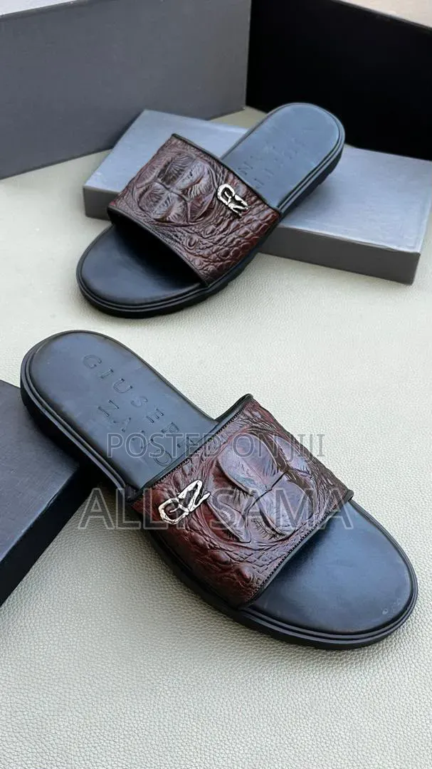 New Sandals Material Pure Leather Good Price