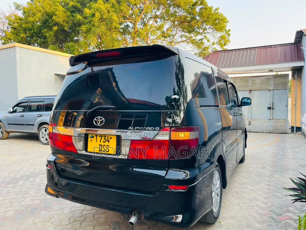 Toyota Alphard 2005 Black