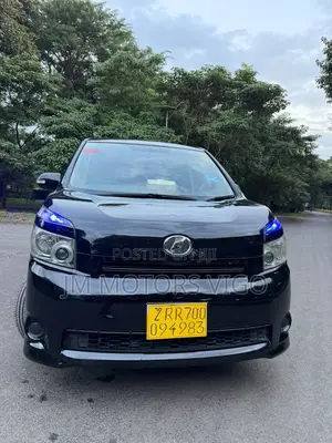 Toyota Voxy 2009 Black