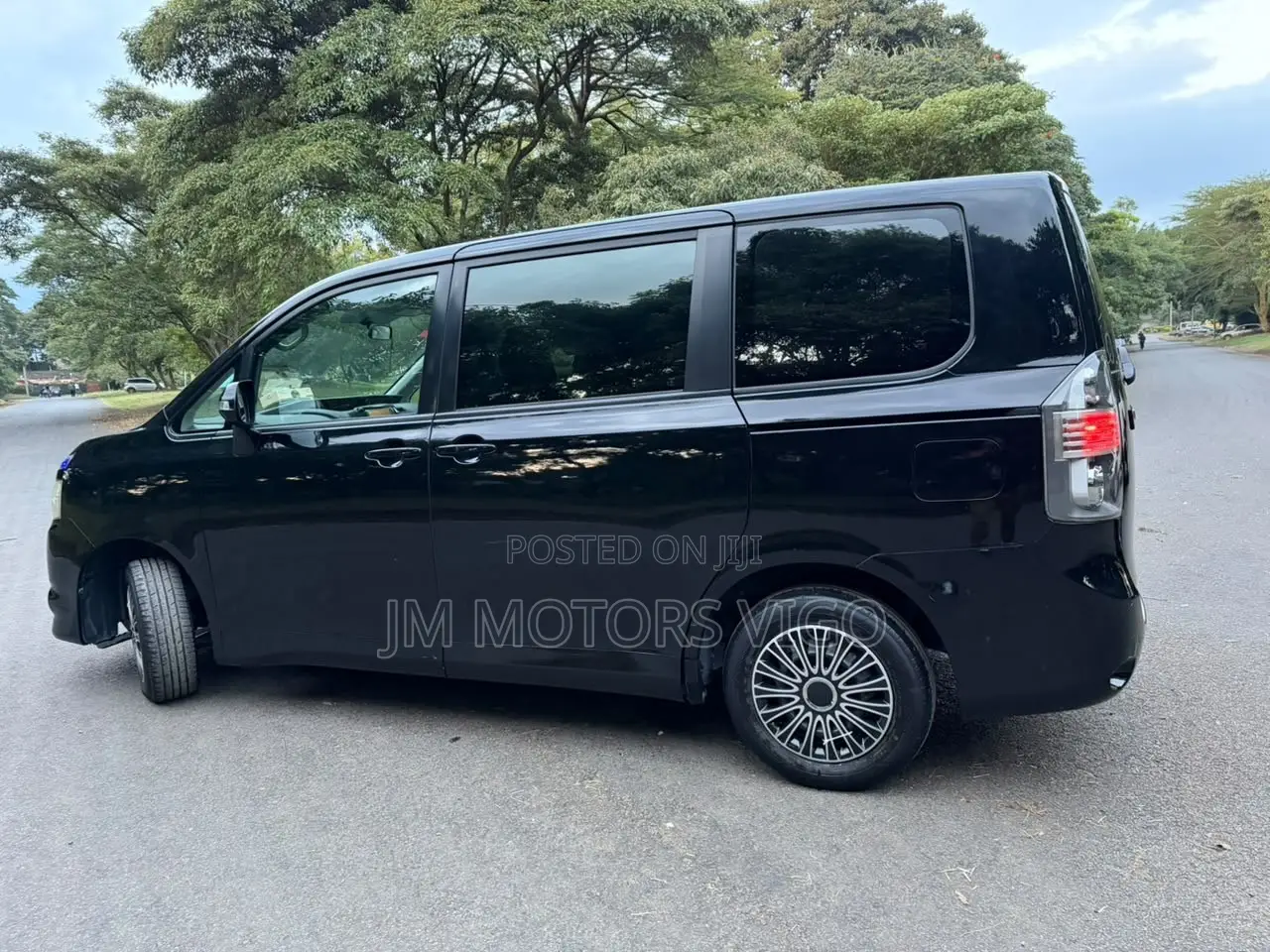 Toyota Voxy 2009 Black