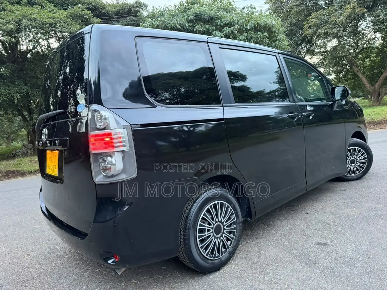 Toyota Voxy 2009 Black