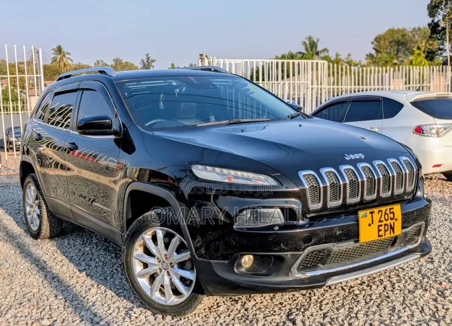 Jeep Cherokee 2015 Black