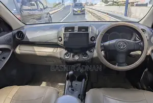 Toyota Vanguard 2009 Gold