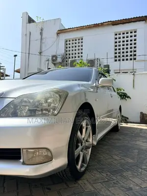 Toyota Crown 2007 Silver
