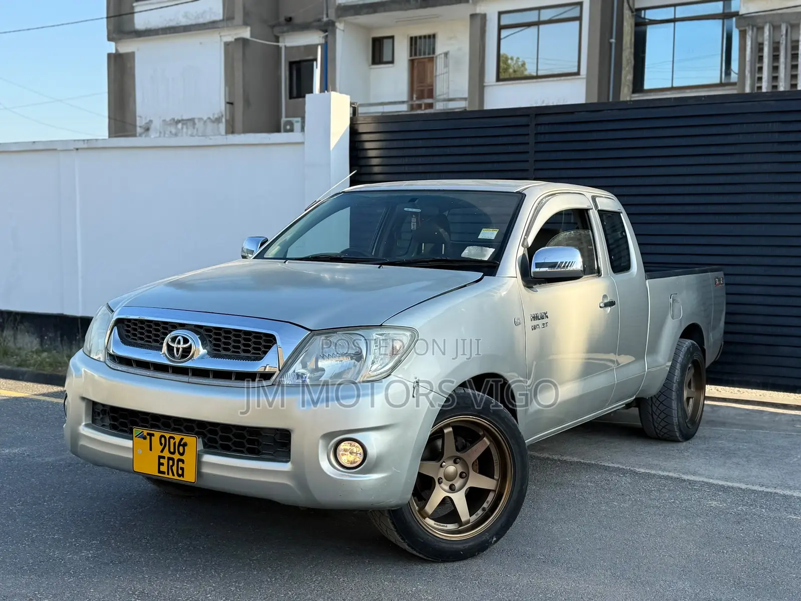 Toyota Hilux 2011 Silver