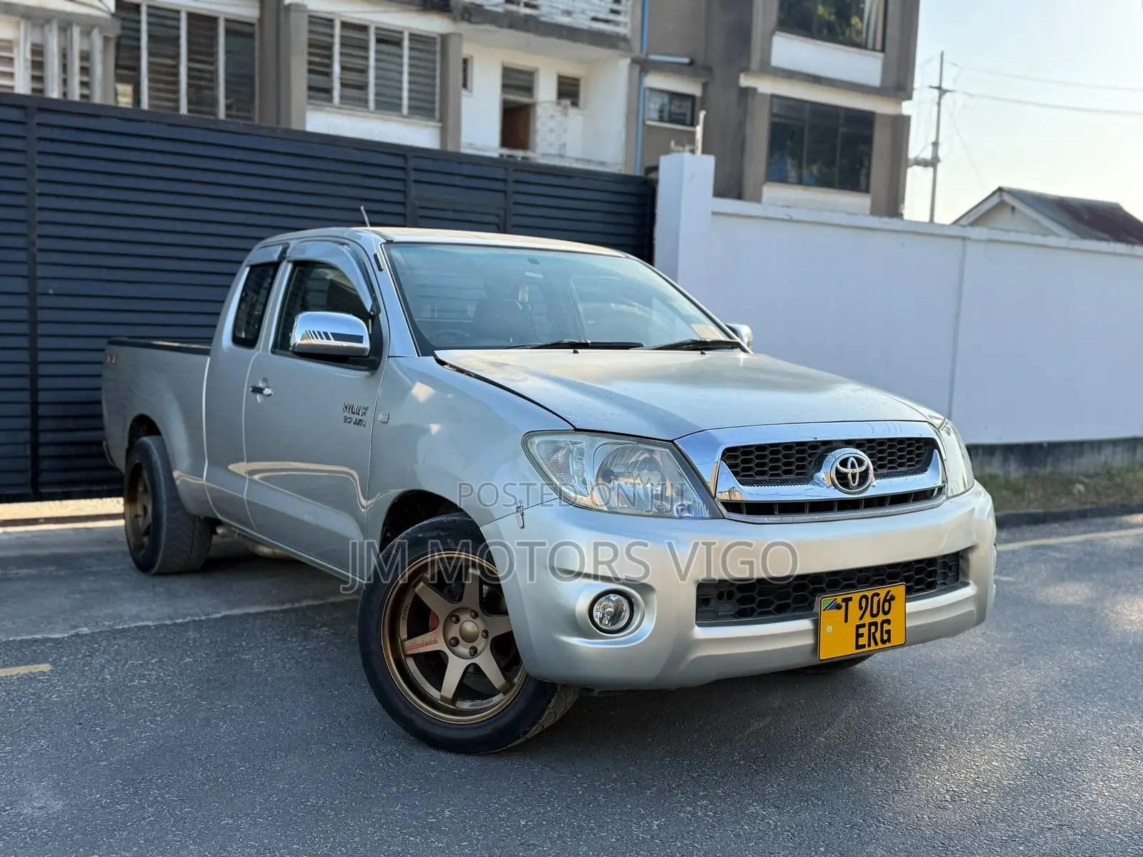 Toyota Hilux 2011 Silver