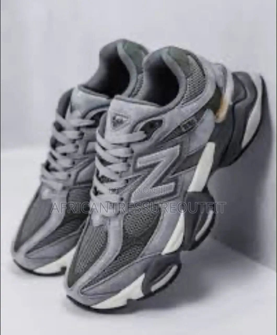 New Balance 9060 Suede Overlay and Chunky Signature Sculpture Midsole