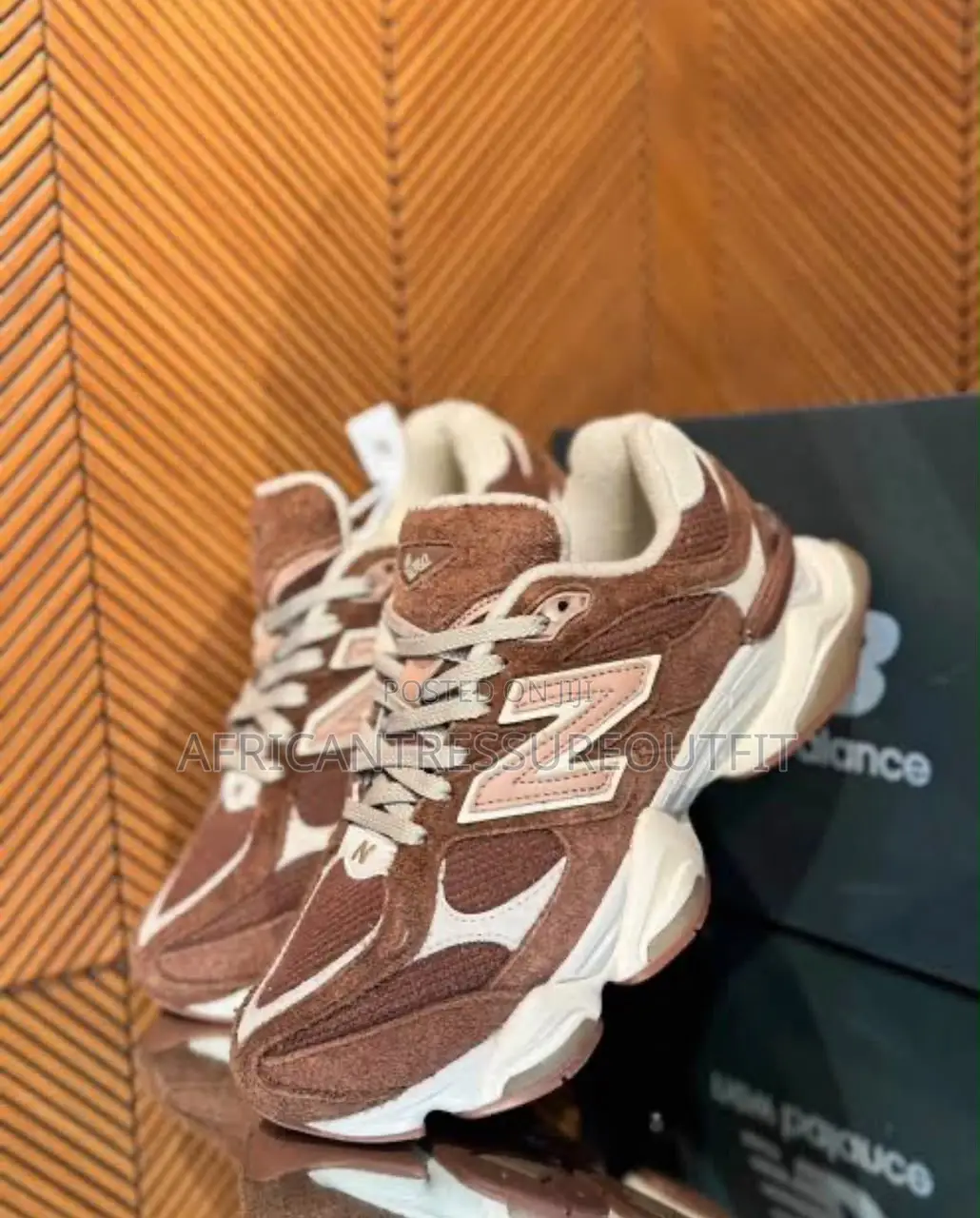 New Balance 9060 Suede Overlay and Chunky Signature Sculpture Midsole