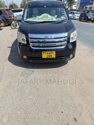 Toyota Noah 2016 Black