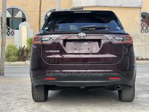 Toyota Harrier 2.0 2016 Maroon