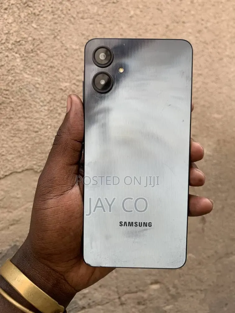 Samsung Galaxy A06 64 GB