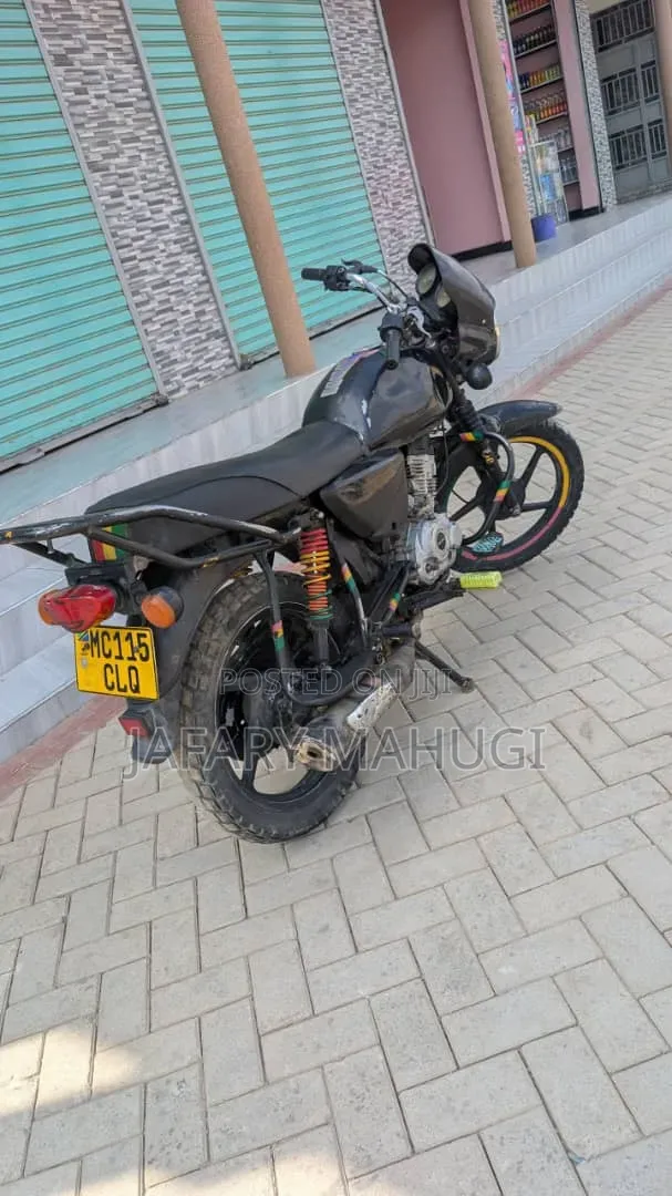 Bajaj Boxer 150 UG 2017 Black